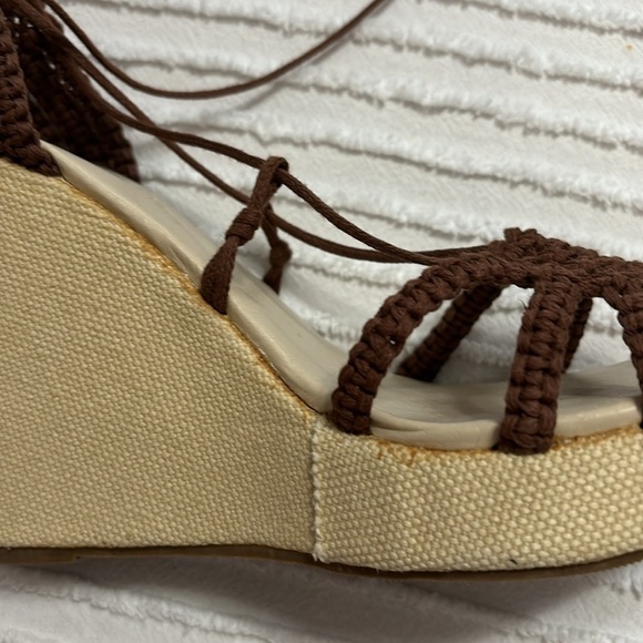 Colin Stuart Women’s Brown Knit Wedge Sandal/ Sz 7.5 - Picture 6 of 7